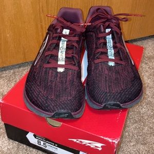 Altra Men’s Escalante Running Shoes Size 8.5US